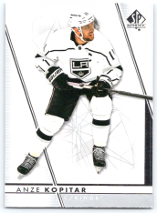 2022-23 Upper Deck SP Authentic 95 Jonathan Toews - Chicago Blackhawks