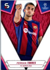 Fotbalová kartička 2023-24 Topps Superstars UEFA Club Competitions 53 Ferran Torres (FC Barcelona)