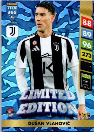 Limitovaná kartička Panini FIFA 365 2025 Adrenalyn XL Dušan Vlahovič Juventus