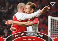 fotbalová kartička 2021-22 SportZoo Fortuna Liga Serie 2 Pure Emotions PE-18 Jan Kuchta SK Slavia Praha