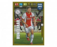 Fotbalová kartička Panini FIFA 365 – 2020 FANS FAVOURITE 282 Klaas Jan Huntelaar